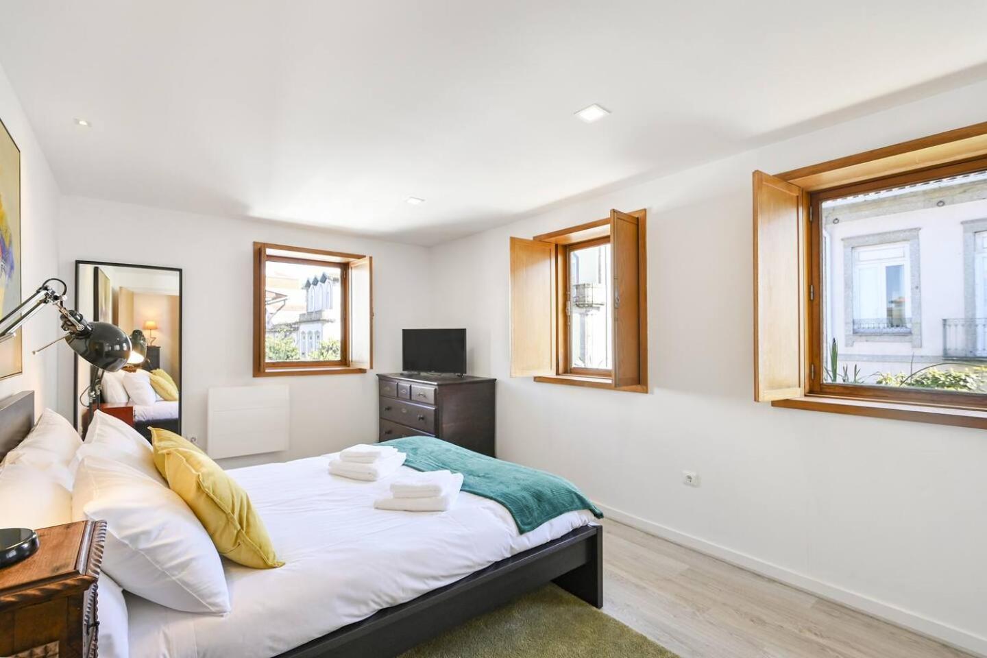 Apartamento Familiar Na Se De Braga - Afonso Henriques Экстерьер фото